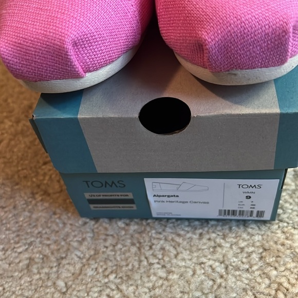 Tom’s Alpargata canvas pink Barbie heritage pull on flat shoe size 9 - Picture 3 of 8